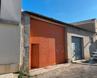 Vista exterior de Local en venda en Pina de Ebro amb Calefacció