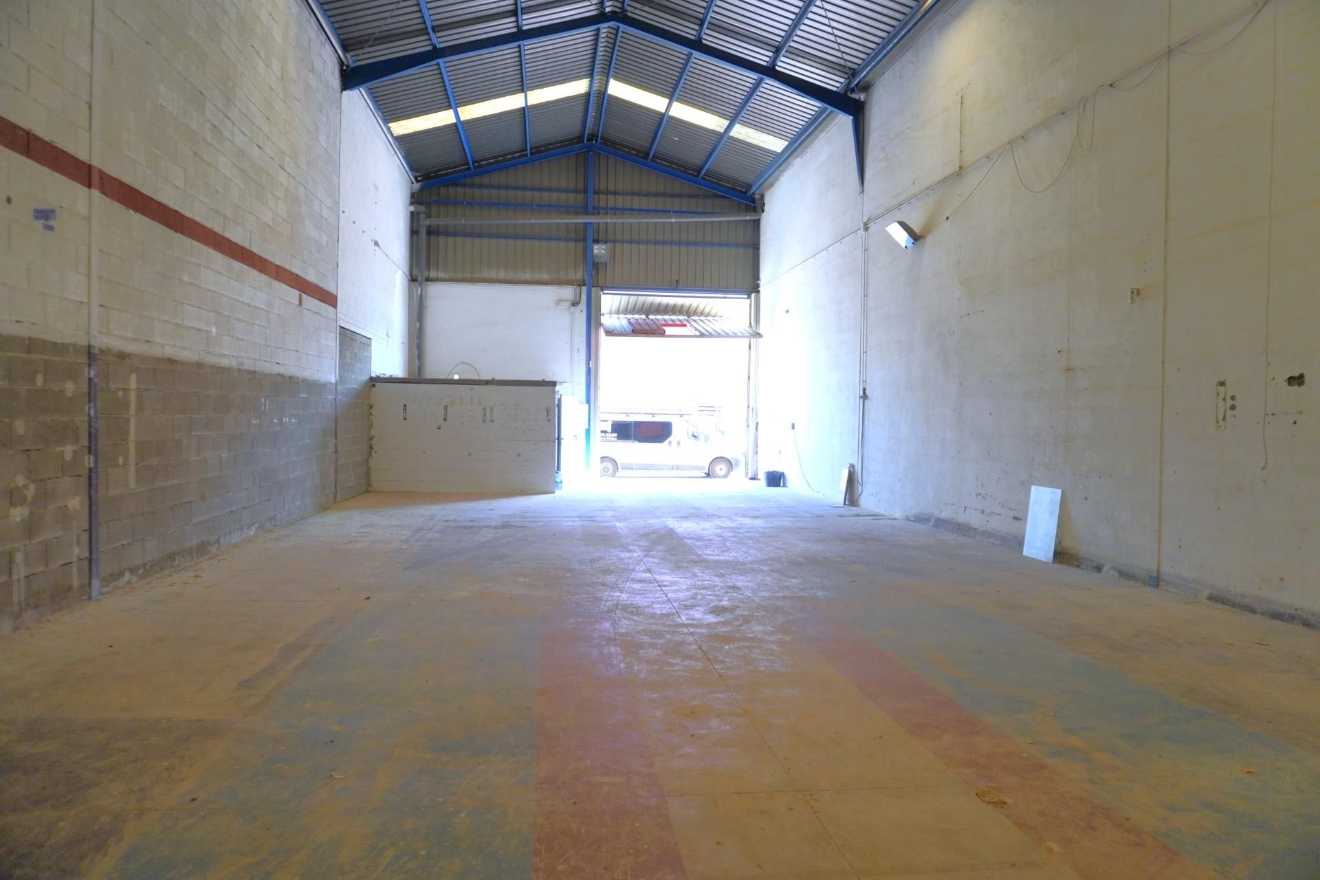 Industrial buildings to rent in Huércal de Almería