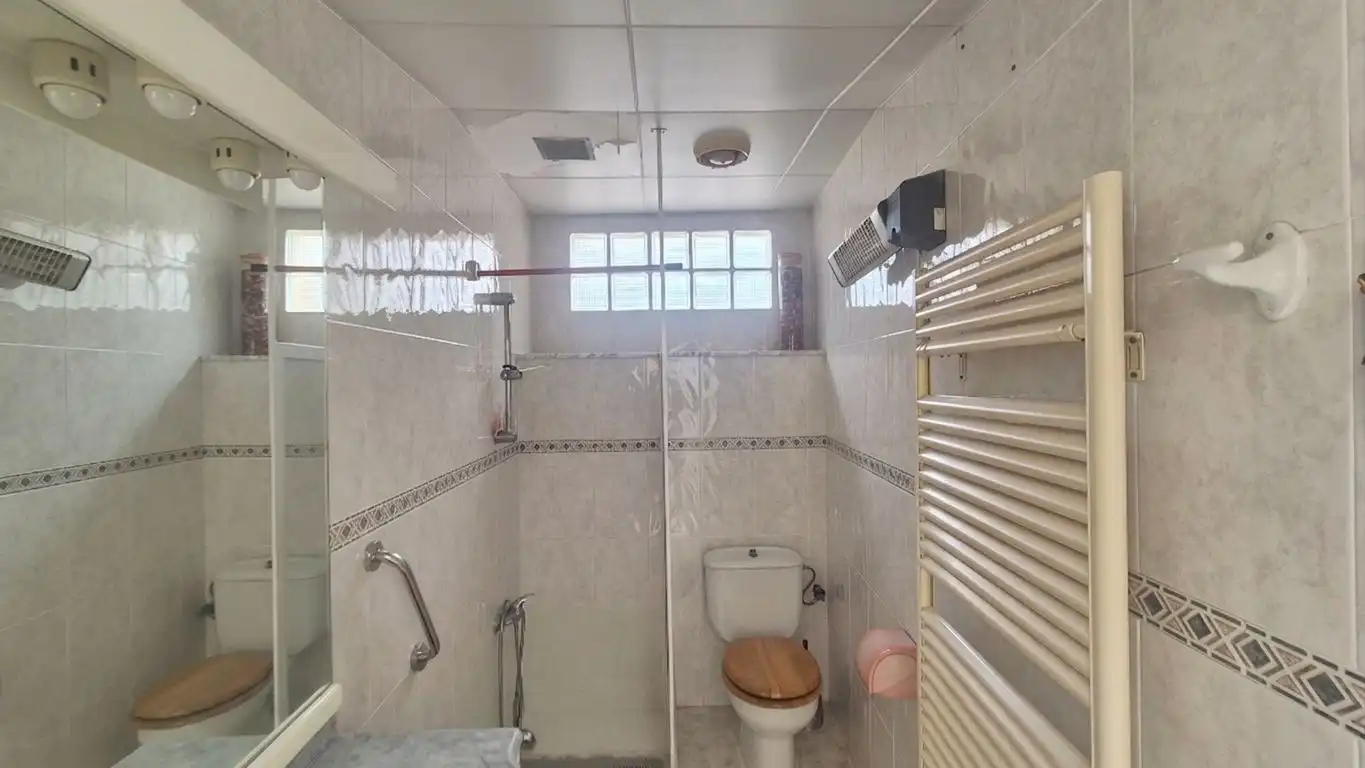 Baño de Finca rústica en venta en Palafrugell con Aire acondicionado, Calefacción y Jardín privado