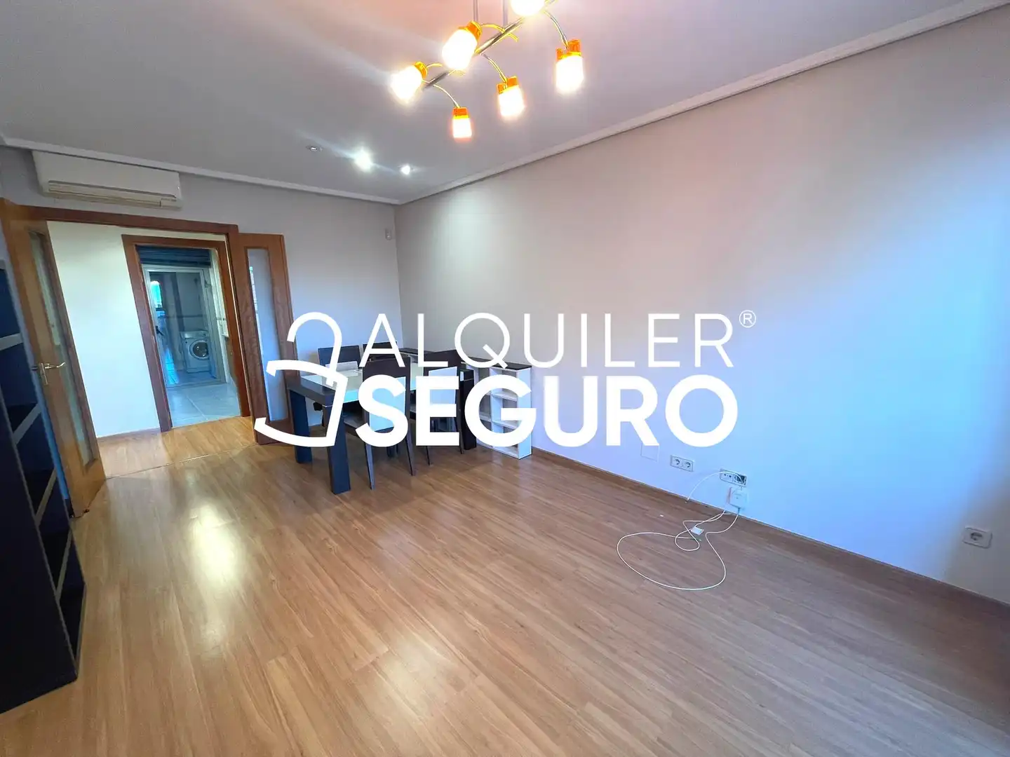 Dining room of Flat for rent in Ciudad Lineal