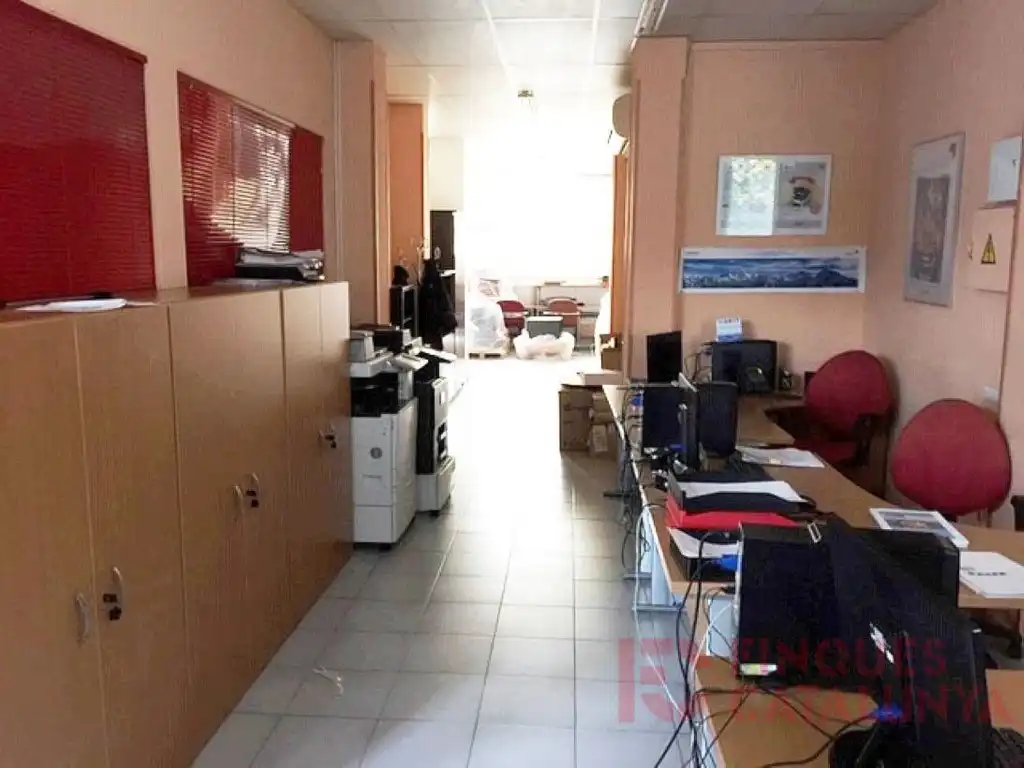 Business premises for sale in Sarrià de Ter, imagen 3