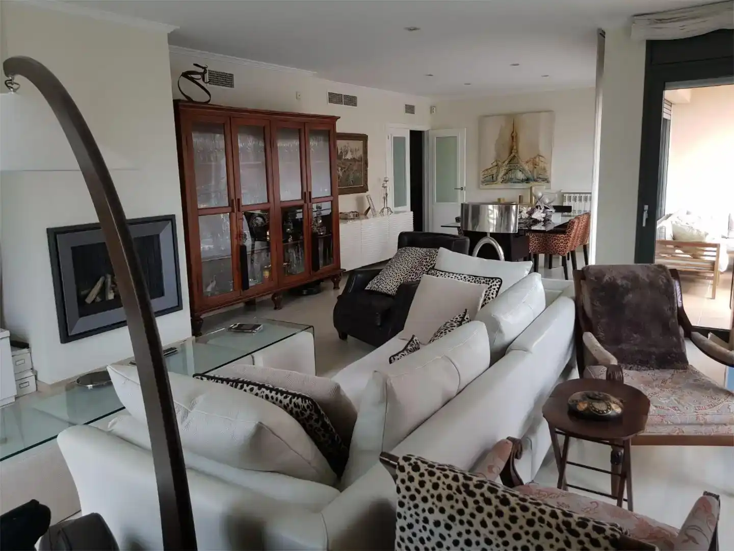 Sala de estar de Piso en venta en Olot con Aire acondicionado, Jardín privado y Parquet