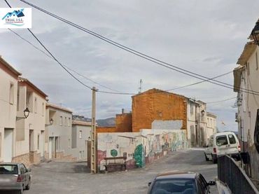 Einzelparkplatz zum Verkauf in Avenida de Purchena