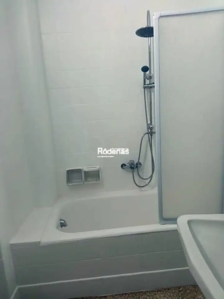 Bathroom of Flat for rent in Jumilla  with Air Conditioner, Heating and Terrace