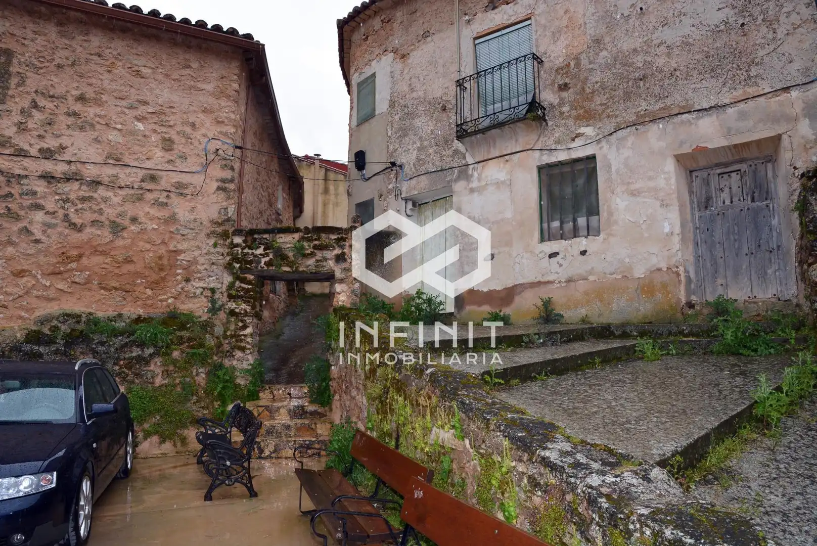 Vista exterior de Casa o chalet en venta en Cifuentes con Terraza