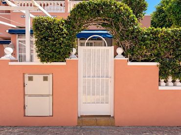 Tríplex con jardín en venta en Santa Pola ciudad