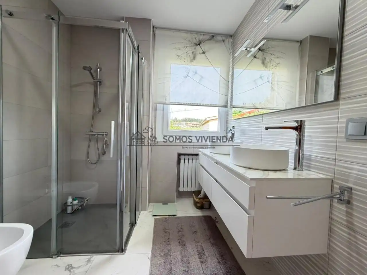 Baño de Casa o chalet en venta en Ourense Capital  con Calefacción, Jardín privado y Terraza