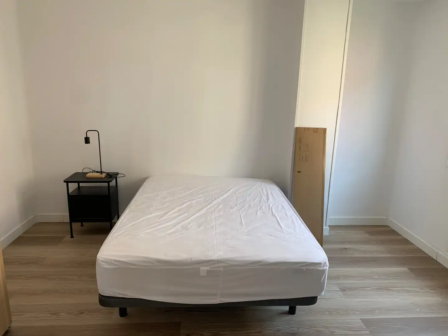 Bedroom of Flat for rent in Madrid  with Air Conditioner, Heating and Terrace