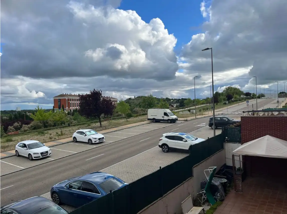 Parking de Piso en venta en Arroyo de la Encomienda con Calefacción, Jardín privado y Terraza