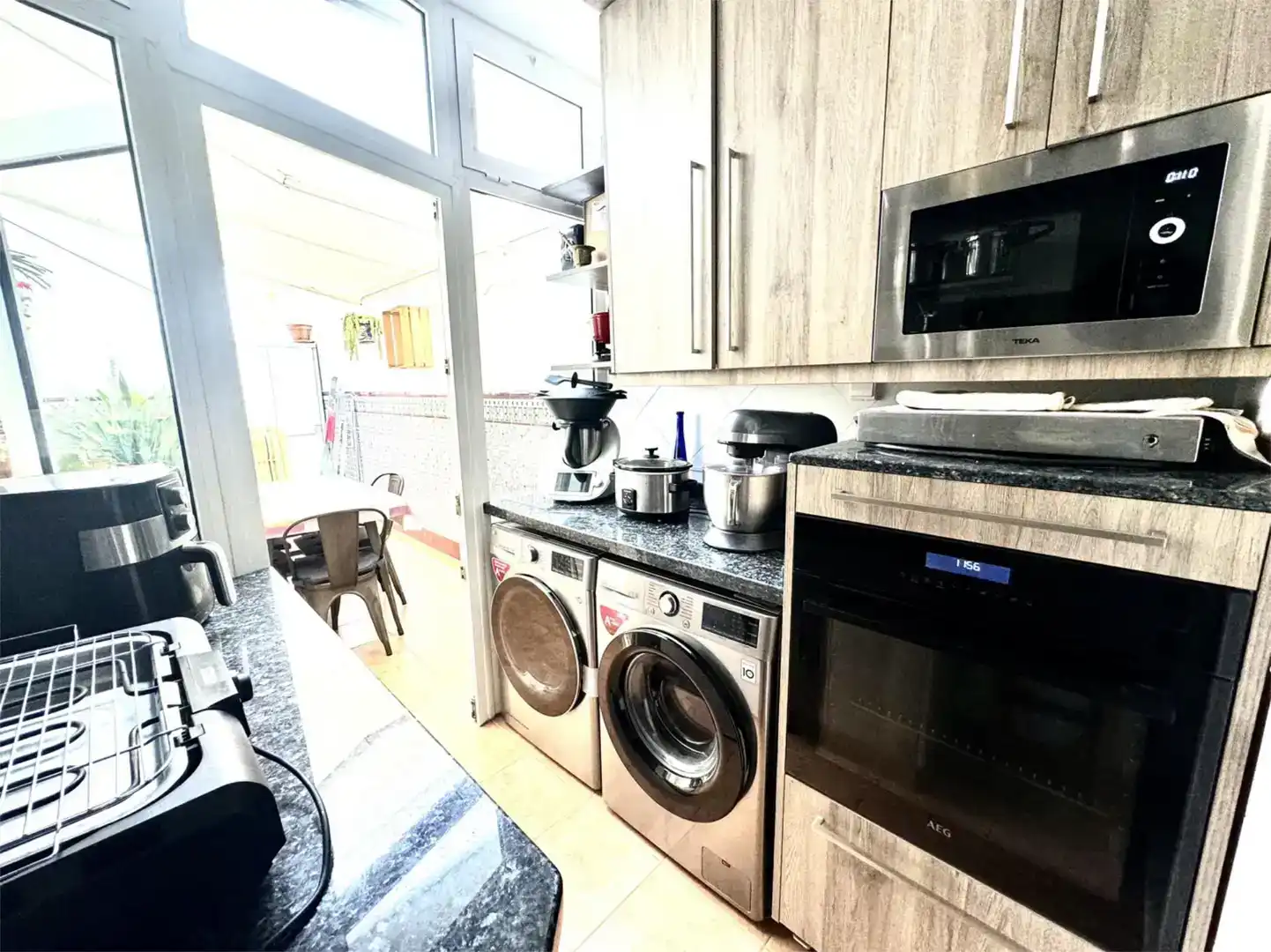 Cocina de Piso en venta en Arrecife con Trastero, Amueblado y Horno