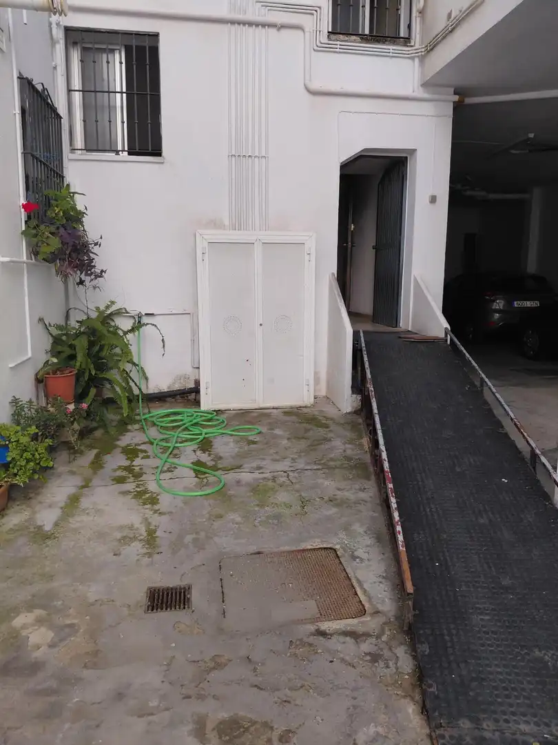 Flat for sale in Sevilla  with Air Conditioner, Heating and Storage room