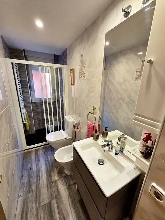 Bathroom of Attic for sale in Leganés  with Heating, Parquet flooring and Terrace