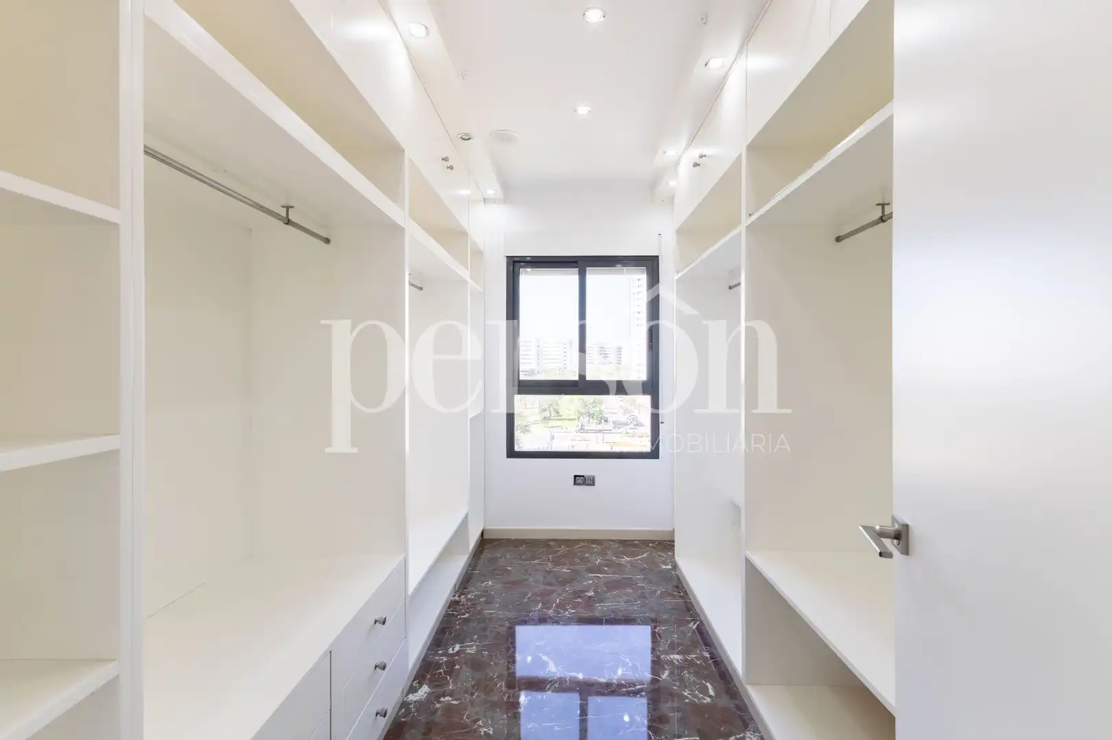 Habitación de Piso de alquiler en Valencia con Calefacción, Terraza y Amueblado