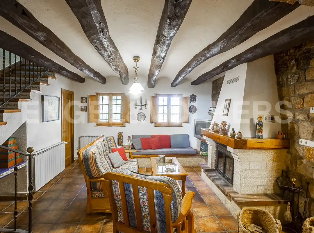 Sala de estar de Casa o chalet en venta en Pontons con Calefacción, Jardín privado y Parquet