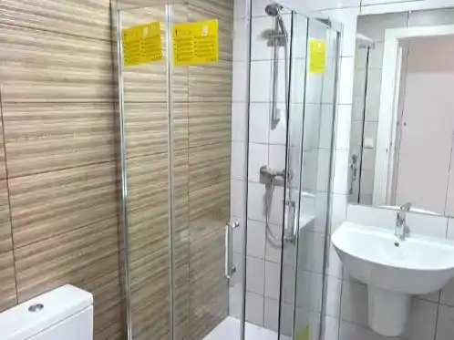Bathroom of Flat for rent in Mijas  with Air Conditioner, Private garden and Storage room