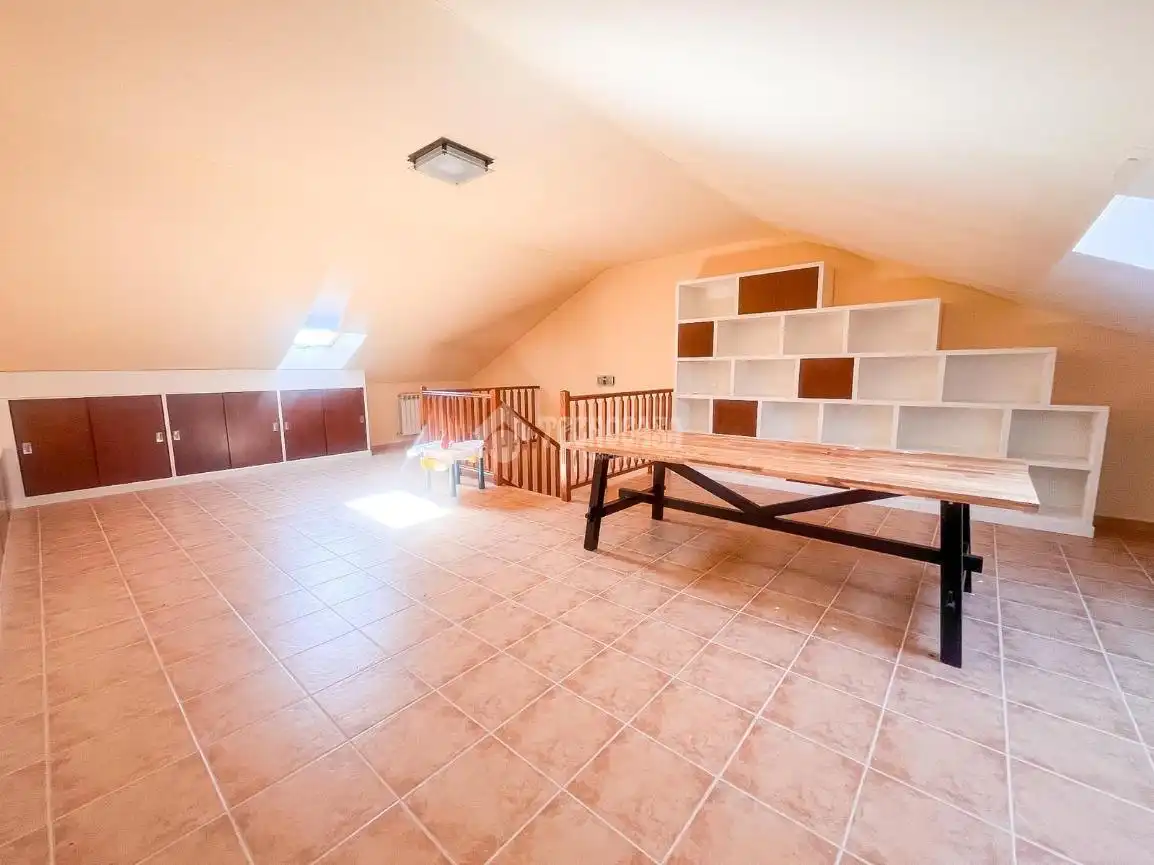 Detached homes for sale in Navalcarnero  with Heating and Community pool