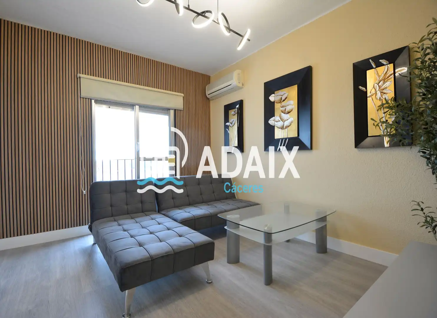 Flat for rent in Pintor Murillo, Casco Antiguo