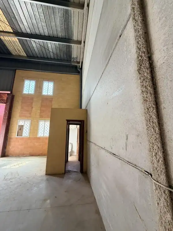 Nau industrial de lloguer en Pilas amb Calefacció