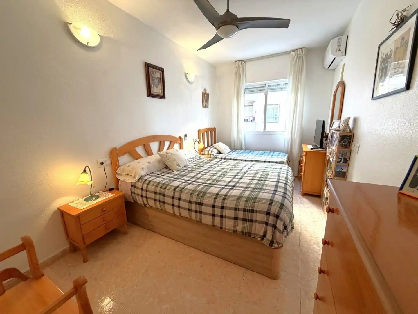 Bedroom of Flat for rent in Valencia  with Terrace, Storage room and Swimming Pool
