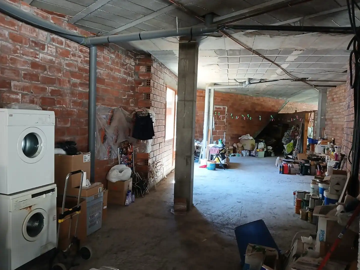 Buildings for sale in Llanars