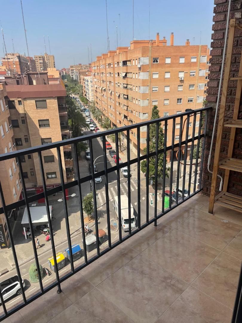 Balcony of Apartment for sale in  Valencia Capital