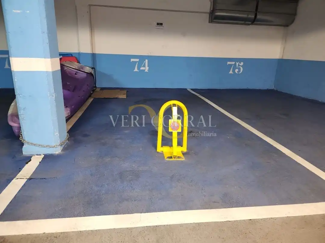 Garage for sale in Barru, Posada - Barro