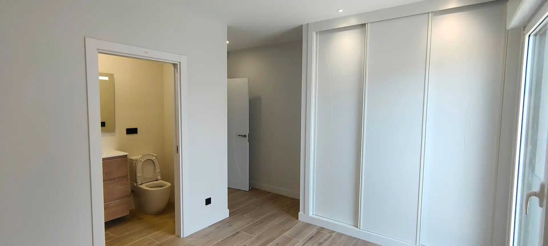 Habitación de Piso en venta en Arteixo con Calefacción, Trastero y Horno