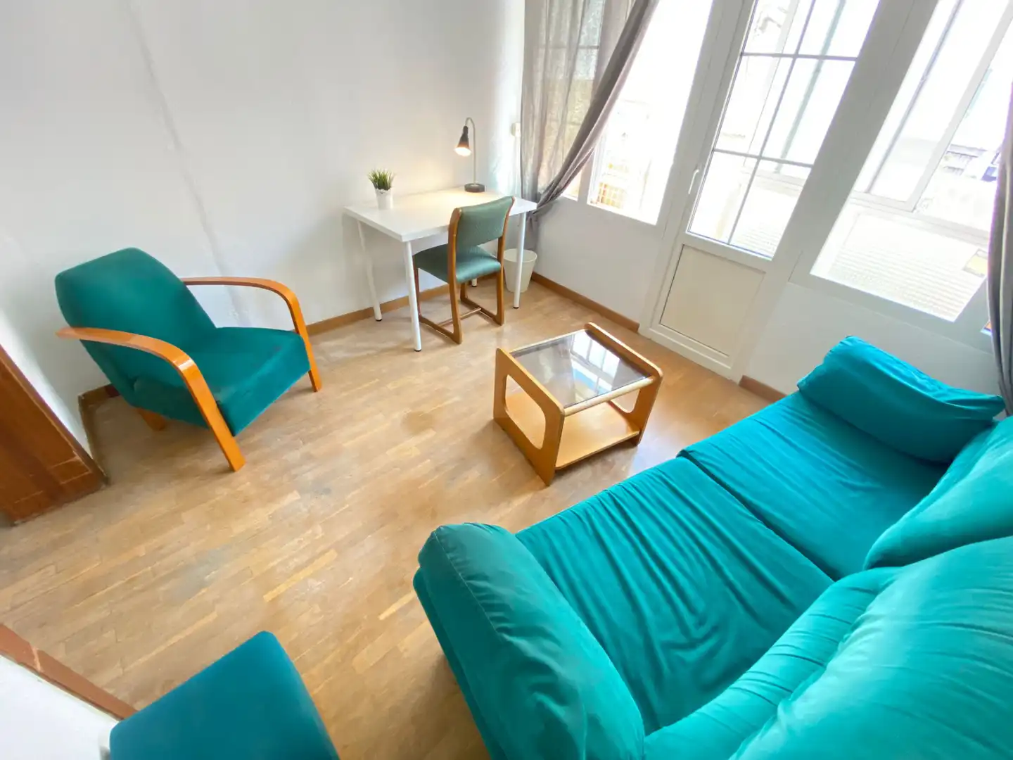 Living room of Flat for share in Madrid  with Heating, Furnished and Oven