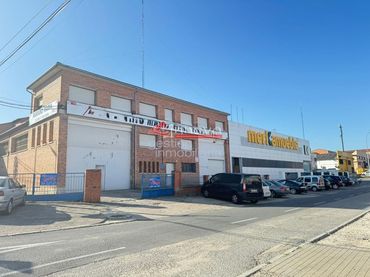 Nave industrial en venta en Calle la Atalaya