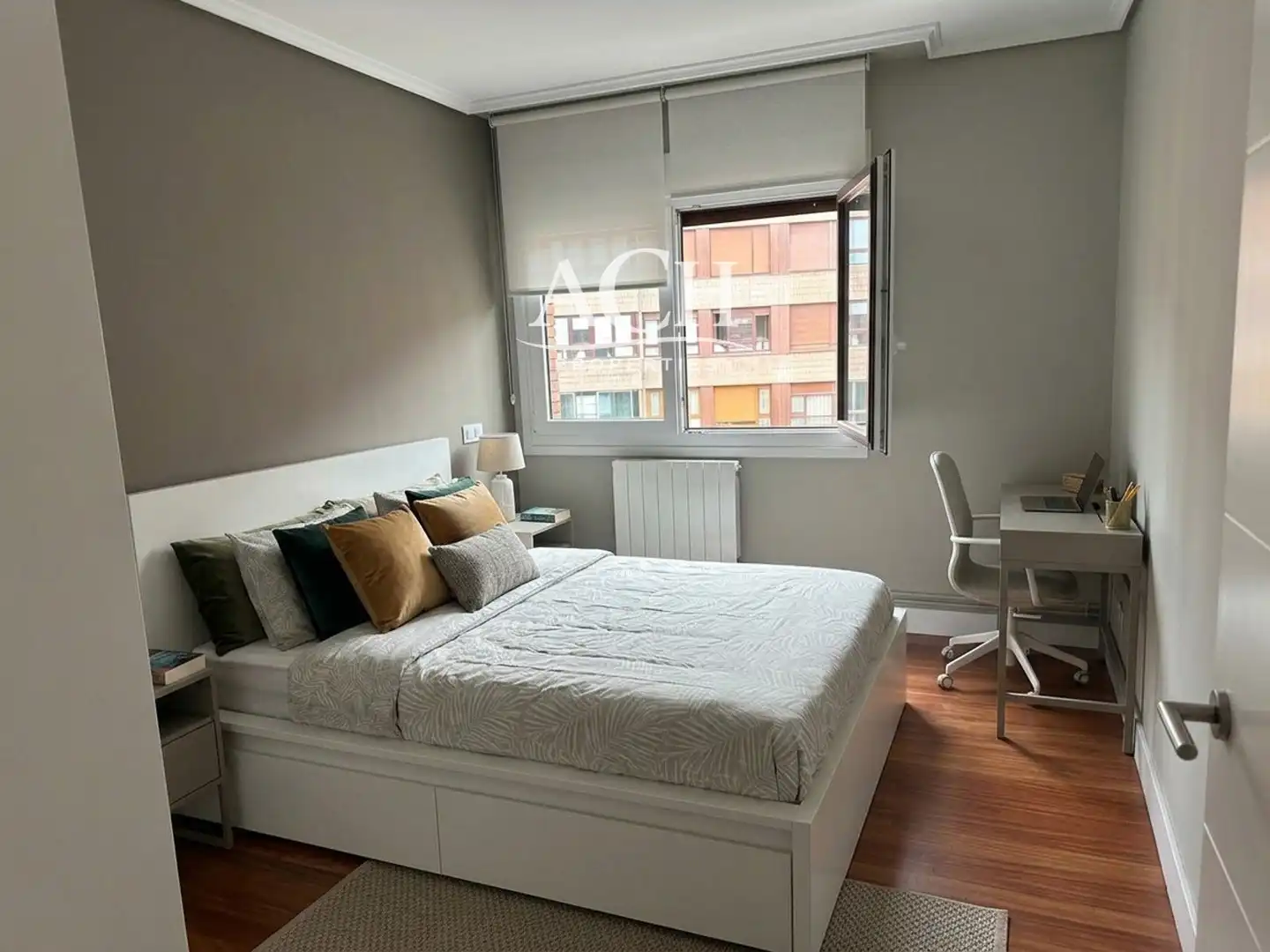 Bedroom of Flat for rent in Bilbao   with Heating and Furnished