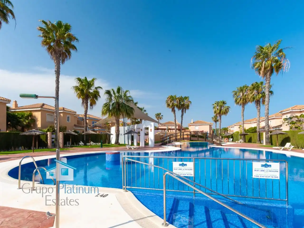 Piscina de Apartament en venda en Vera amb Aire condicionat i Piscina