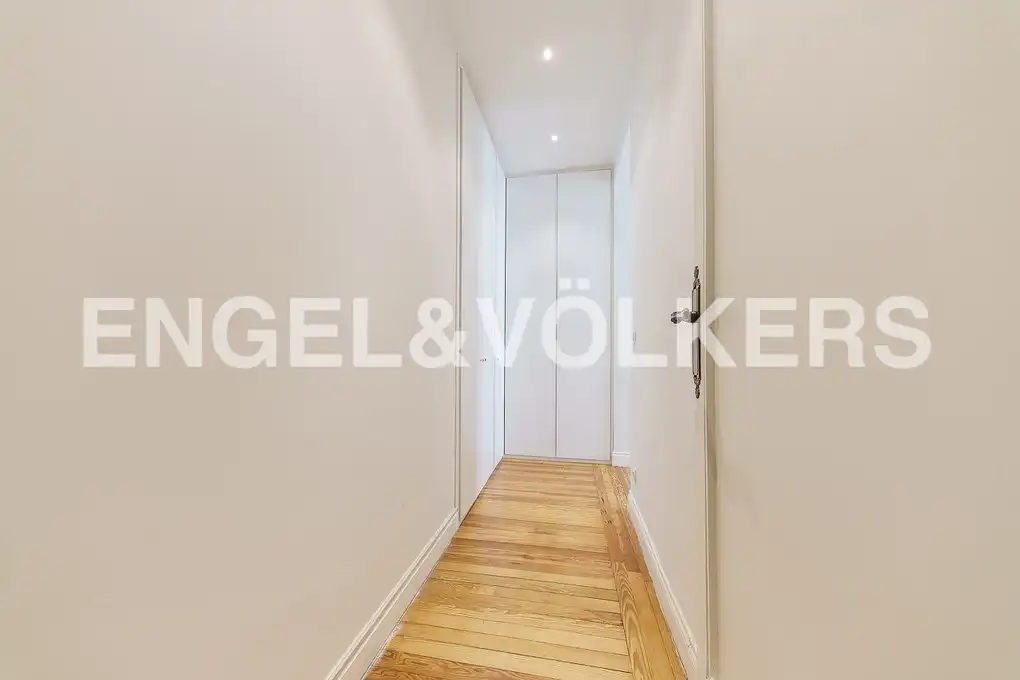 Wohnung zur Miete in Madrid mit Klimaanlage, Heizung und Parkett