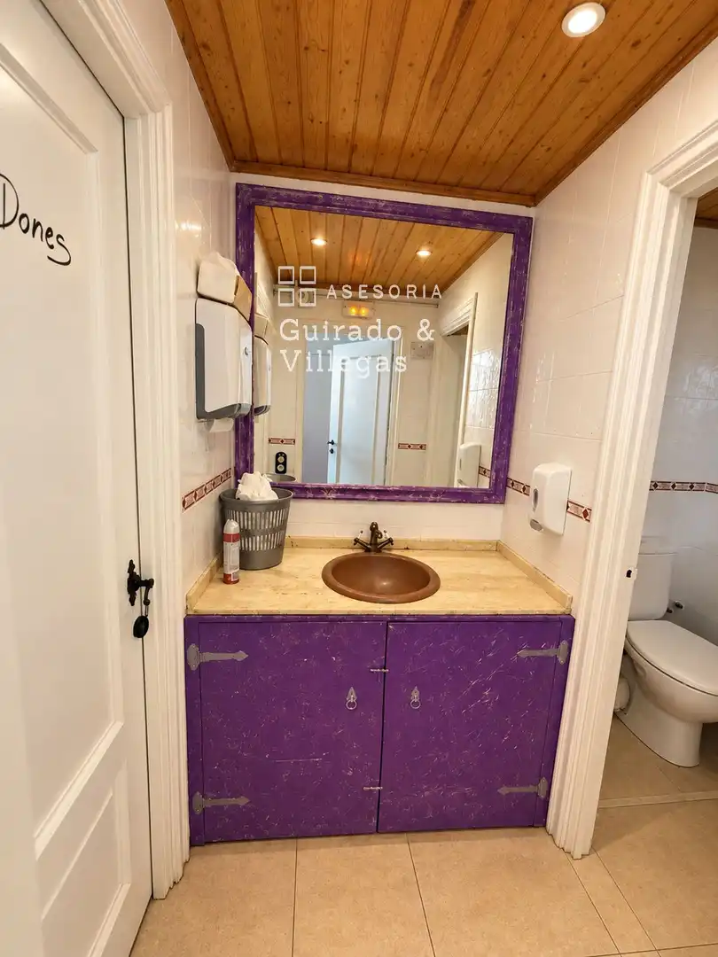 Business premises for transfer in Calle Sant Cristòfol, imagen 28