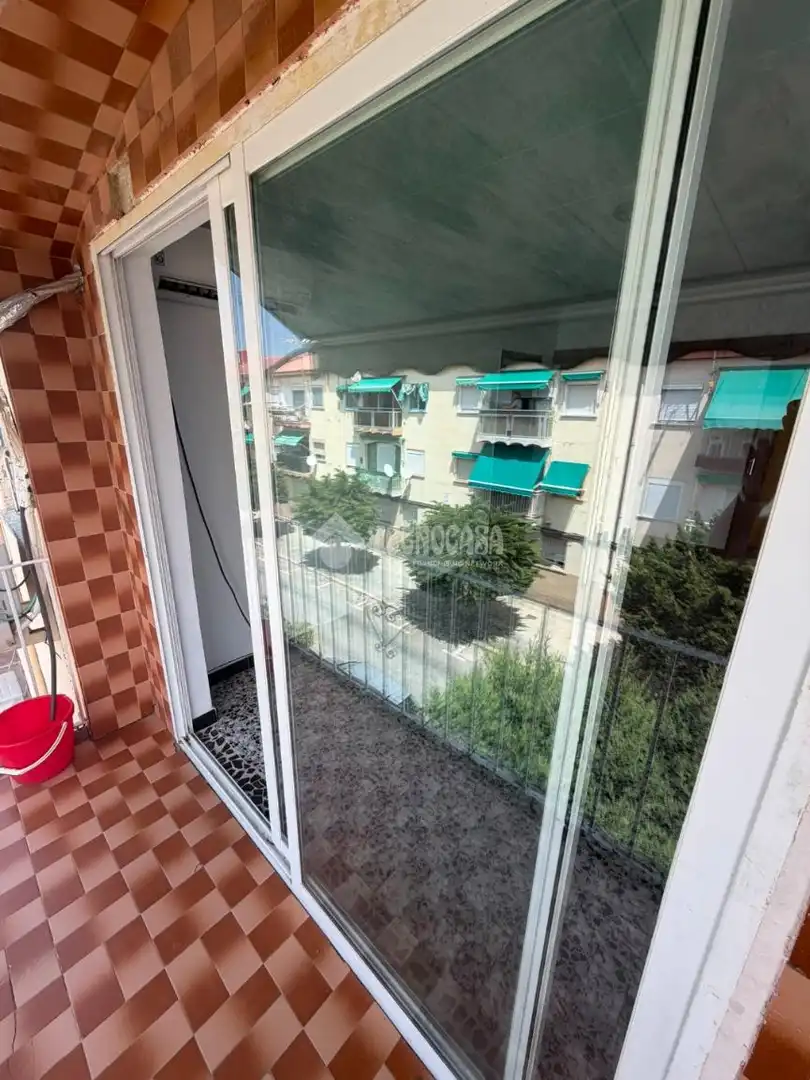 Flat with terrace for sale in Florida - Ciudad de Asís, imagen 5