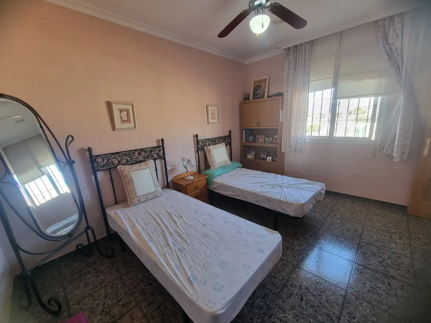 Habitación de Finca rústica en venta en Pechina con Aire acondicionado, Calefacción y Jardín privado