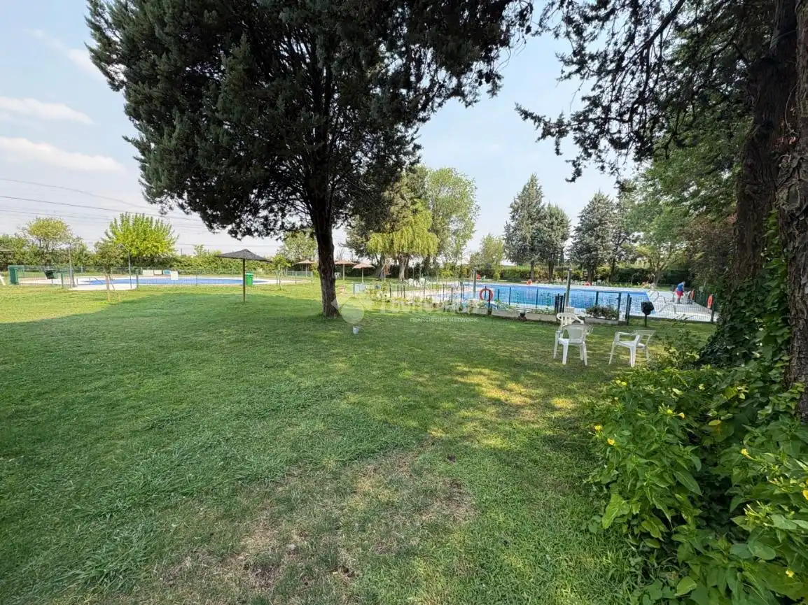 Piscina de Piso en venta en Humanes de Madrid con Calefacción, Terraza y Piscina comunitaria