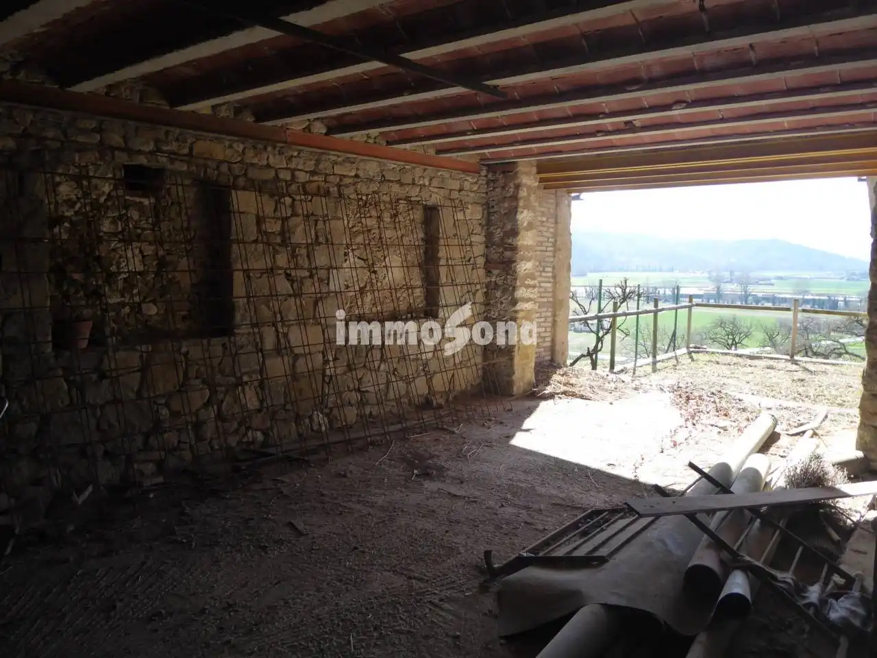 Houses for sale in La Vall d'en Bas  with Private garden