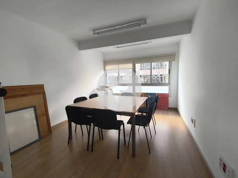 Business premises for sale in Nord, imagen 2