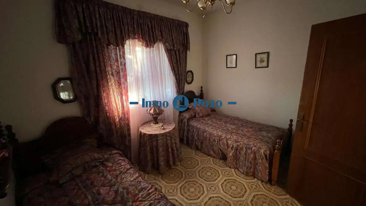 Bedroom of Houses for sale in Alange  with Private garden, Storage room and Swimming Pool