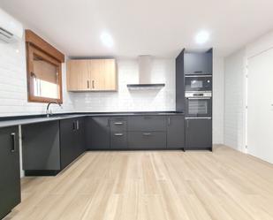 Kitchen of Flat to rent in Girona Capital