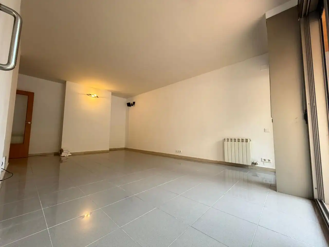 Planta baja en venta en Girona con Terraza