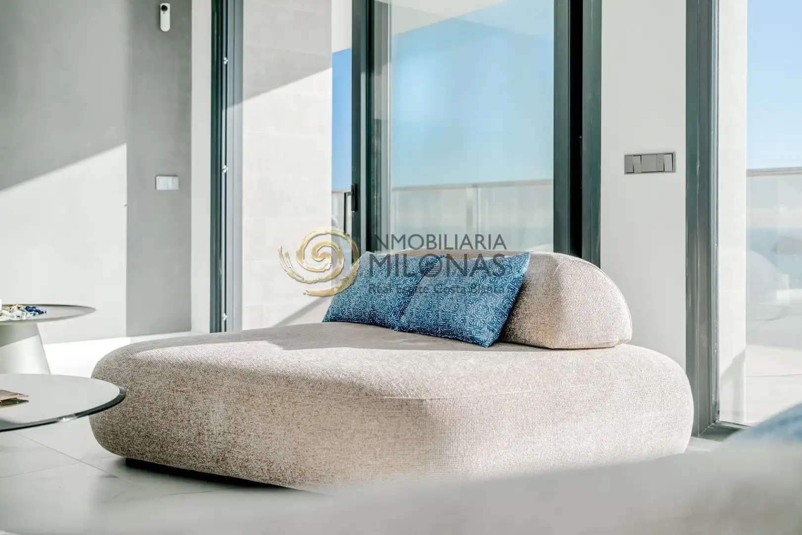 Sala d'estar de Apartament en venda en Benidorm amb Aire condicionat, Terrassa i Traster
