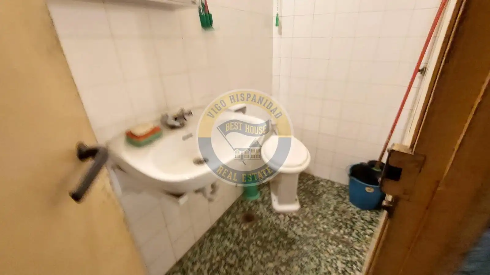 Badezimmer von Erdgeschoss zum Verkauf in Vigo 