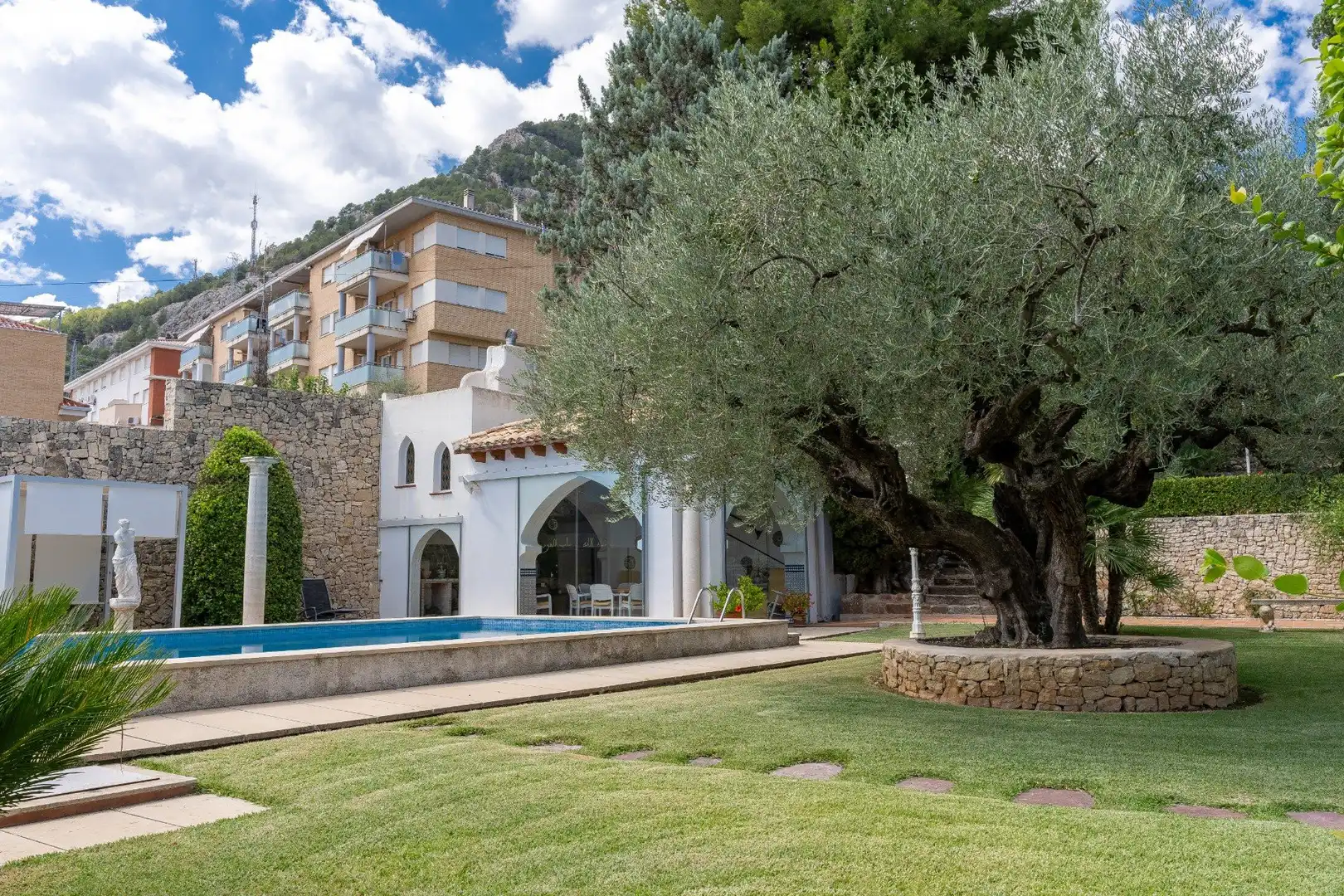 Houses for sale in N/A, -1, Eixample