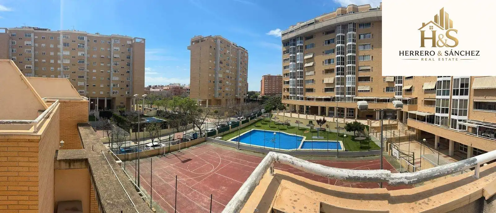 Exterior view of Houses for sale in Alicante / Alacant  with Air Conditioner, Heating and Private garden