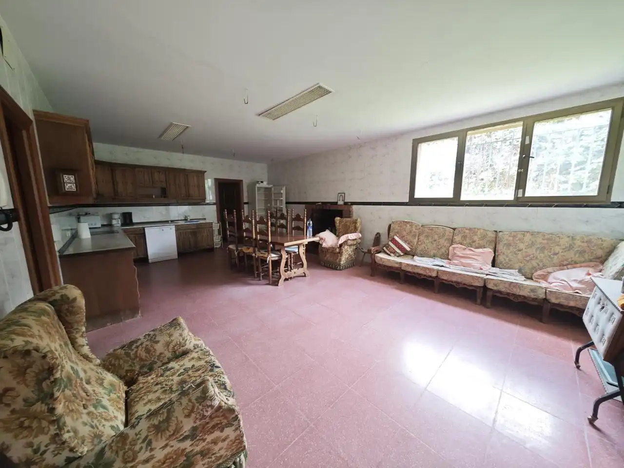 Houses for sale in Majadas  with Air Conditioner, Private garden and Terrace