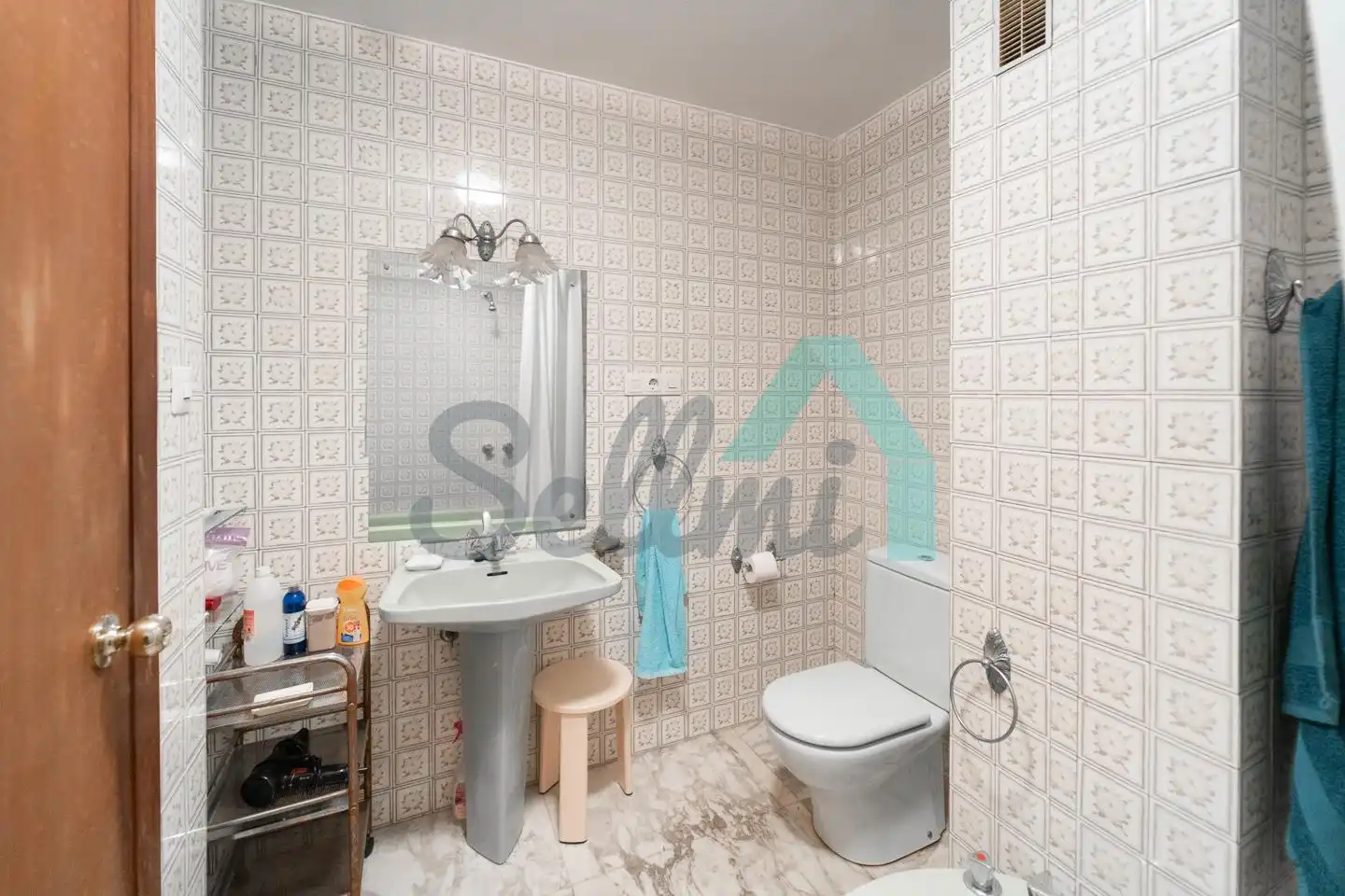 Baño de Piso en venta en Oviedo  con Calefacción, Parquet y Terraza