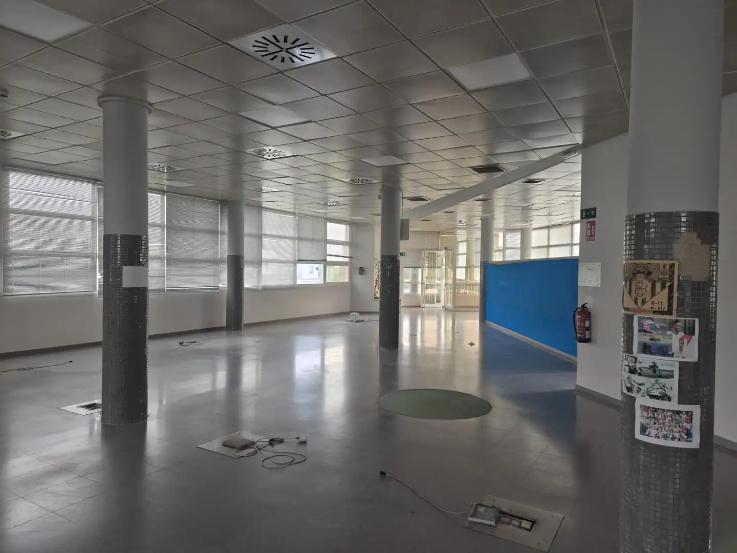 Gebäude zur Miete in Tomares