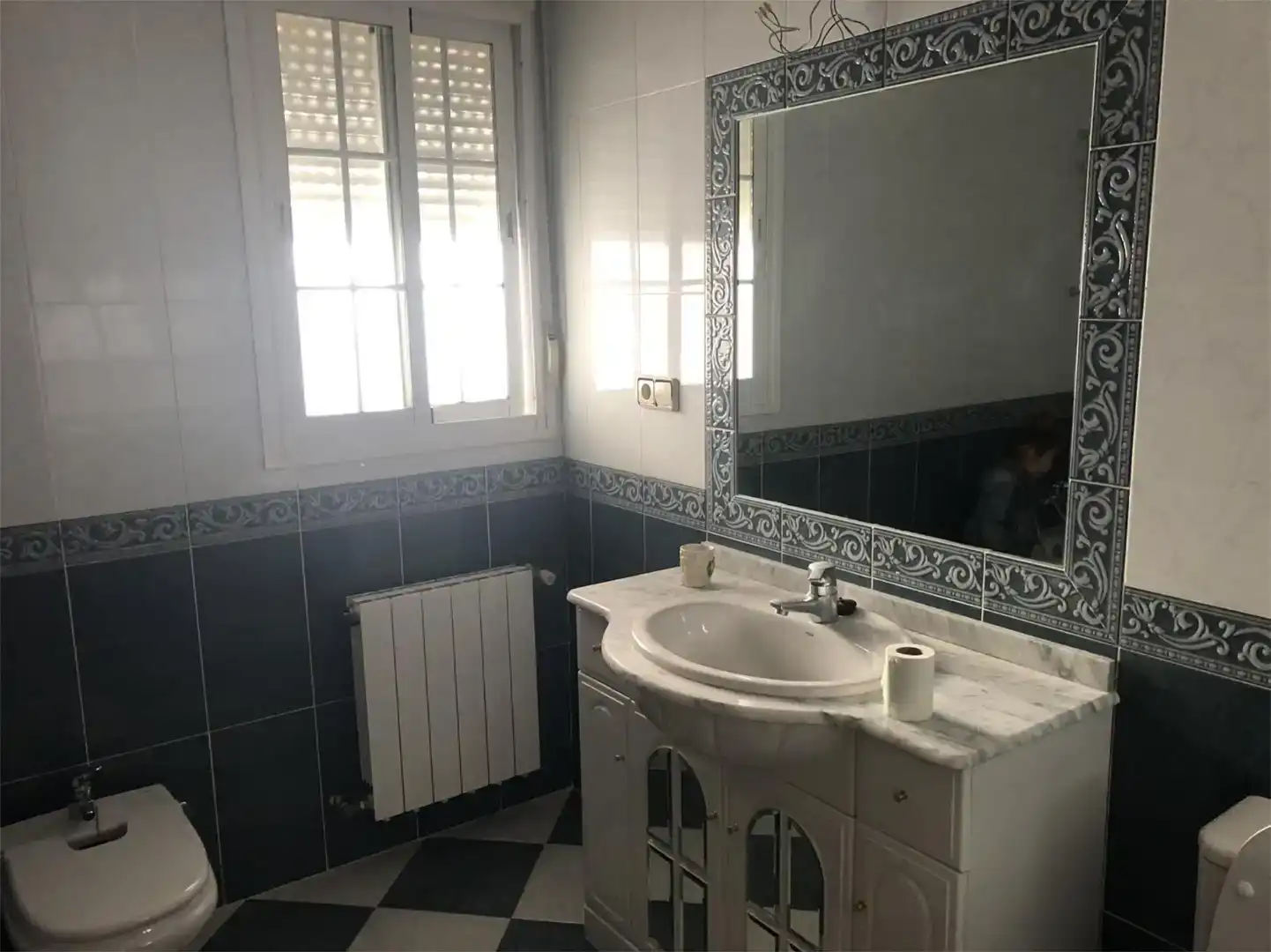 Bathroom of Flat for sale in Montejaque