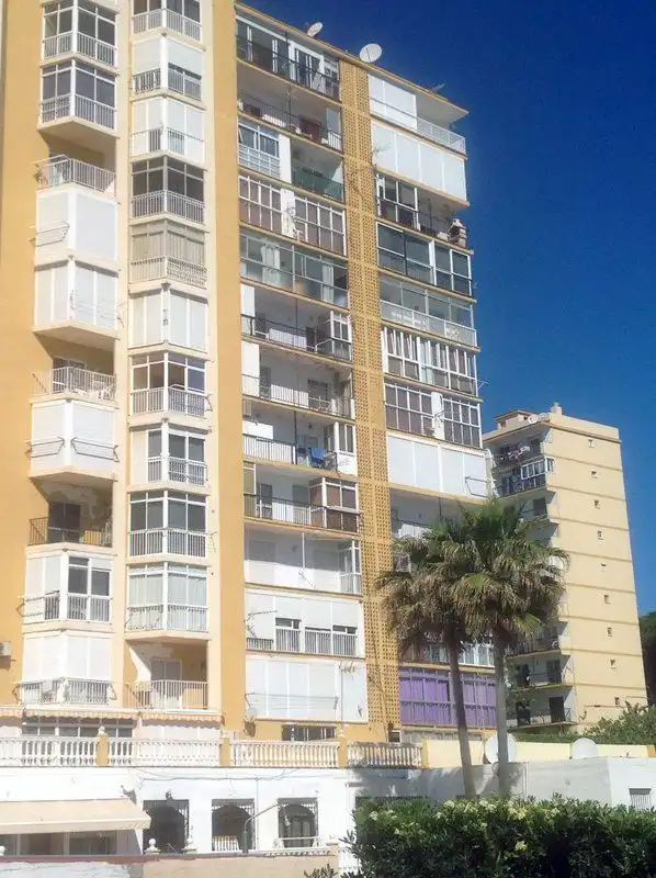 Vista exterior de Apartamento en venta en Mijas con Calefacción, Parquet y Terraza